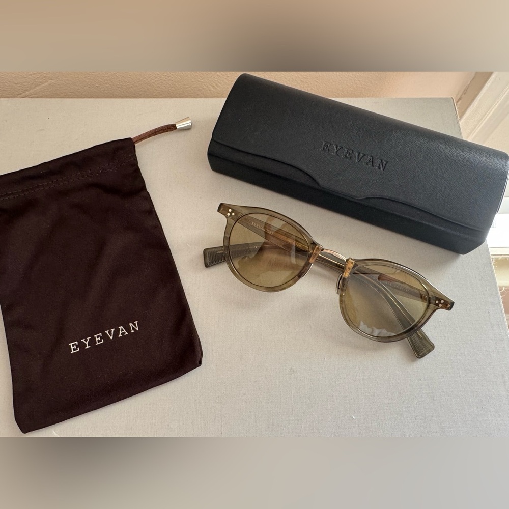 Eyevan 7285 sunglasses model 566 green